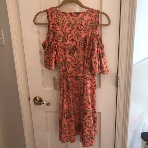Juniors Copper Key Floral Wrap Cold Shoulder Dress - Picture 3 of 8